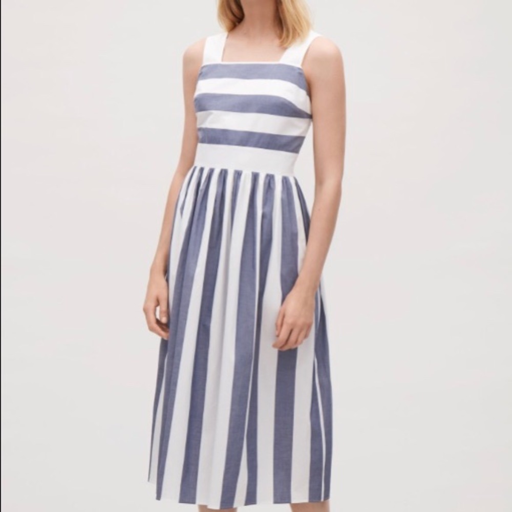 Gorgeous EUC summer Cos dress! Size 4